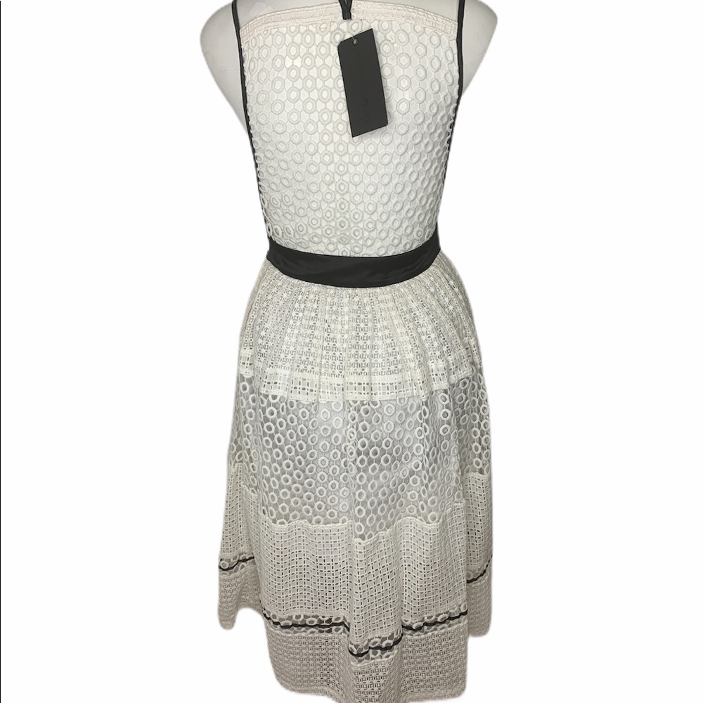 Kendall + Kylie Pierced White Mixed-Lace Dress - Picture 5 of 7
